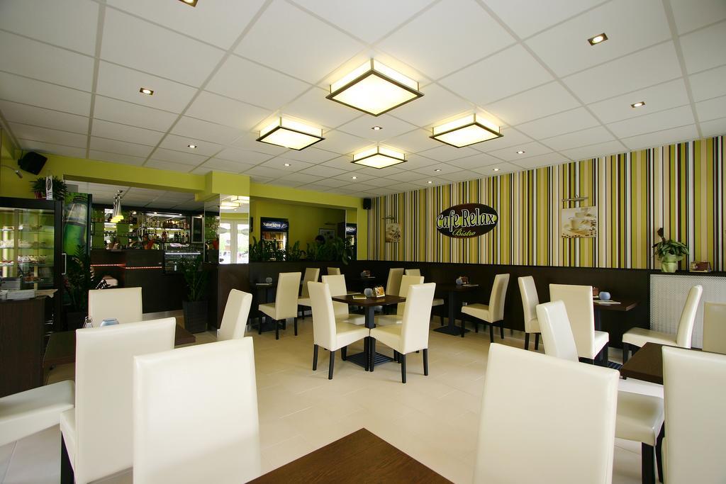 Cafe Relax Apartments Hévíz 외부 사진