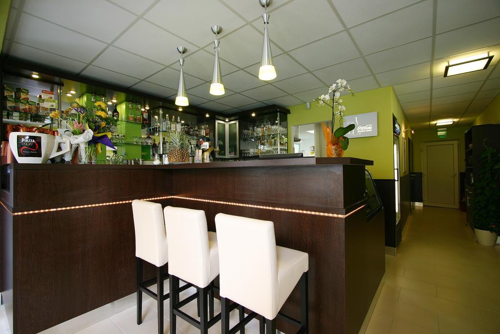 Cafe Relax Apartments Hévíz 외부 사진